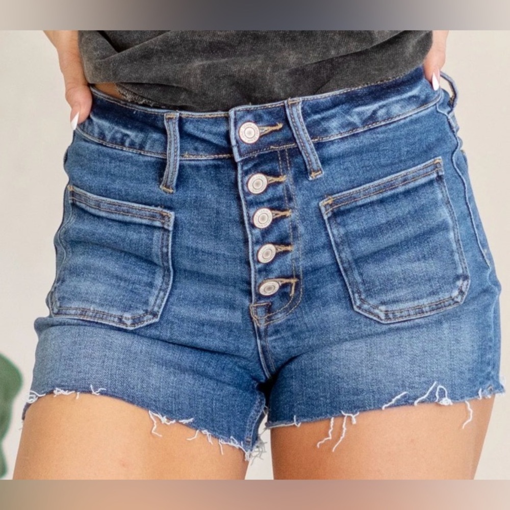 NWT - Vervet Rebecca - High-Waisted Blue Denim Shorts - Woman's Medium